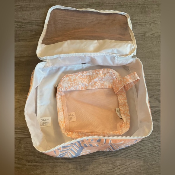 New Cleobella Mesh Zip Up Bags for Beach and Traveling - Picture 5 of 10